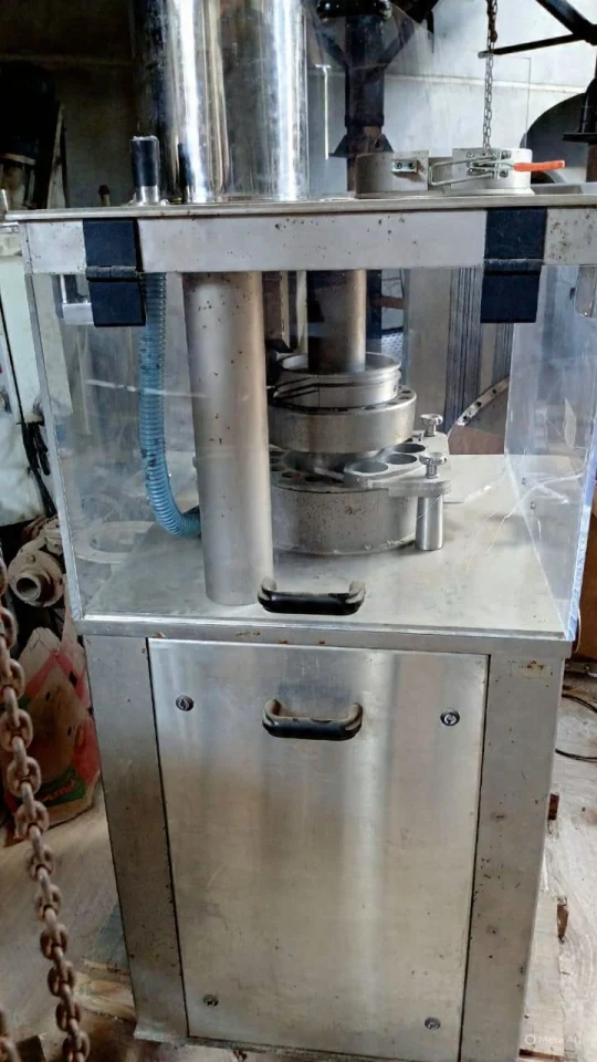 Compressora